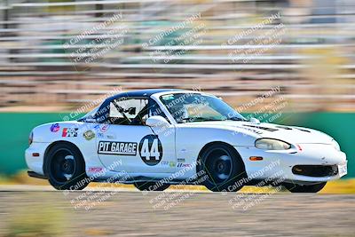 media/Oct-18-2025-Extreme Speed (Sat) [[d6d7e1fef1]]/Group 5/Session 3 (Turn 1)/